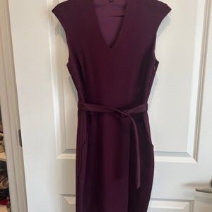 Gorgeous Ava & Aiden sheath dress